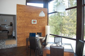 Romunija Privát Arieşeni, Eksterier